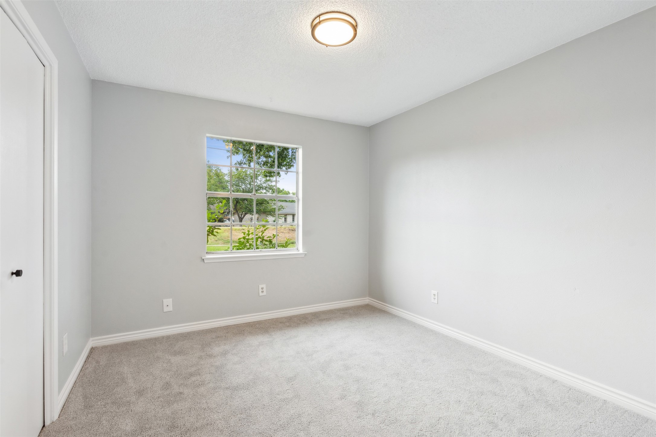 1018 Pleasant Valley Road , Garland, TX, 75040 | 20680096 | Realty Texas LLC