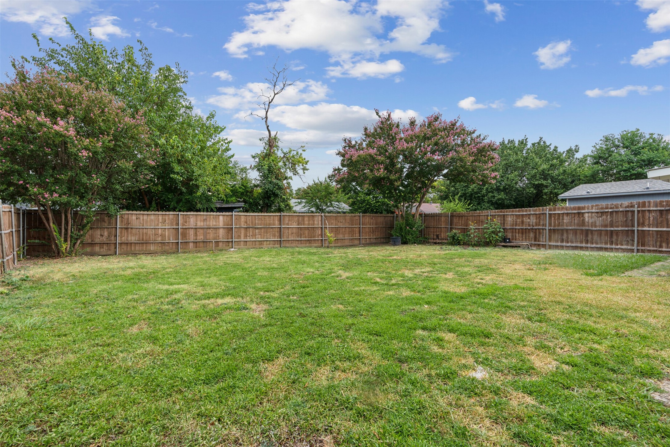1018 Pleasant Valley Road , Garland, TX, 75040 | 20680096 | Realty Texas LLC