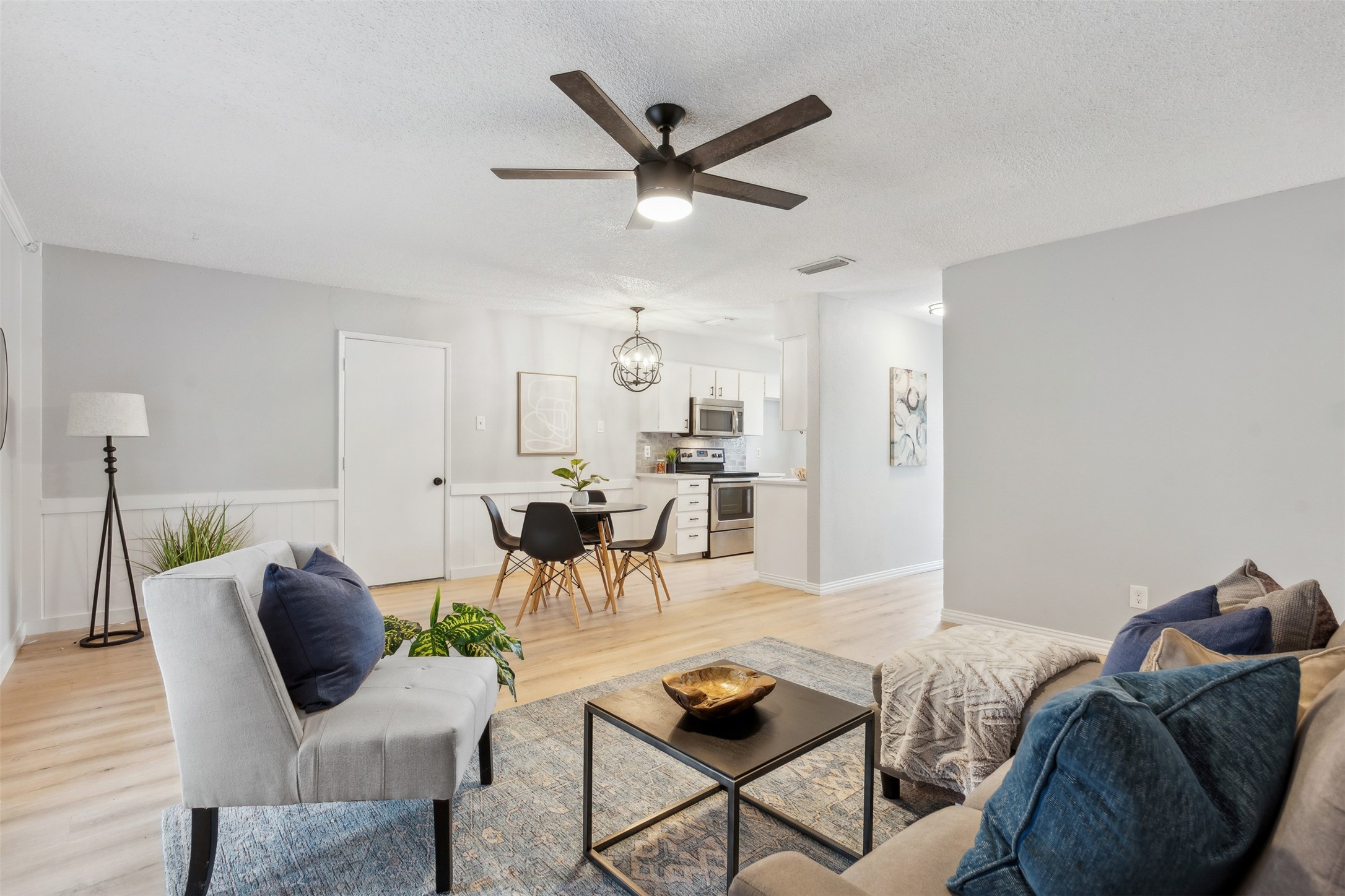1018 Pleasant Valley Road , Garland, TX, 75040 | 20680096 | Realty Texas LLC