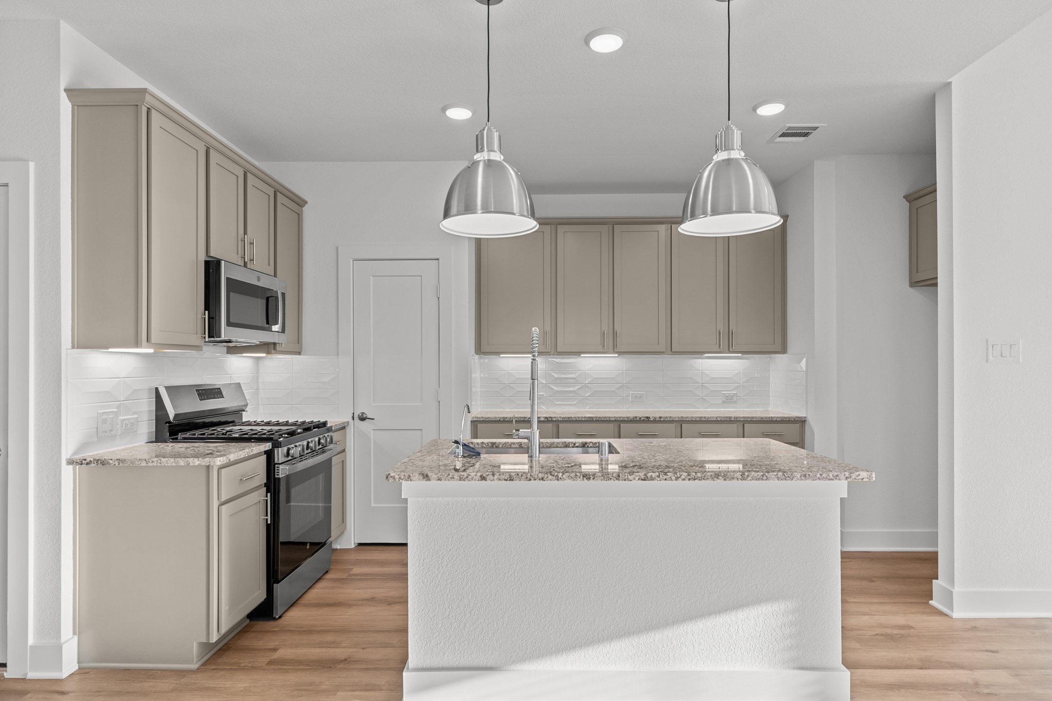 1602 Red Oak Drive , Rosenberg, TX, 77471 | 69629290 | Realty Texas LLC