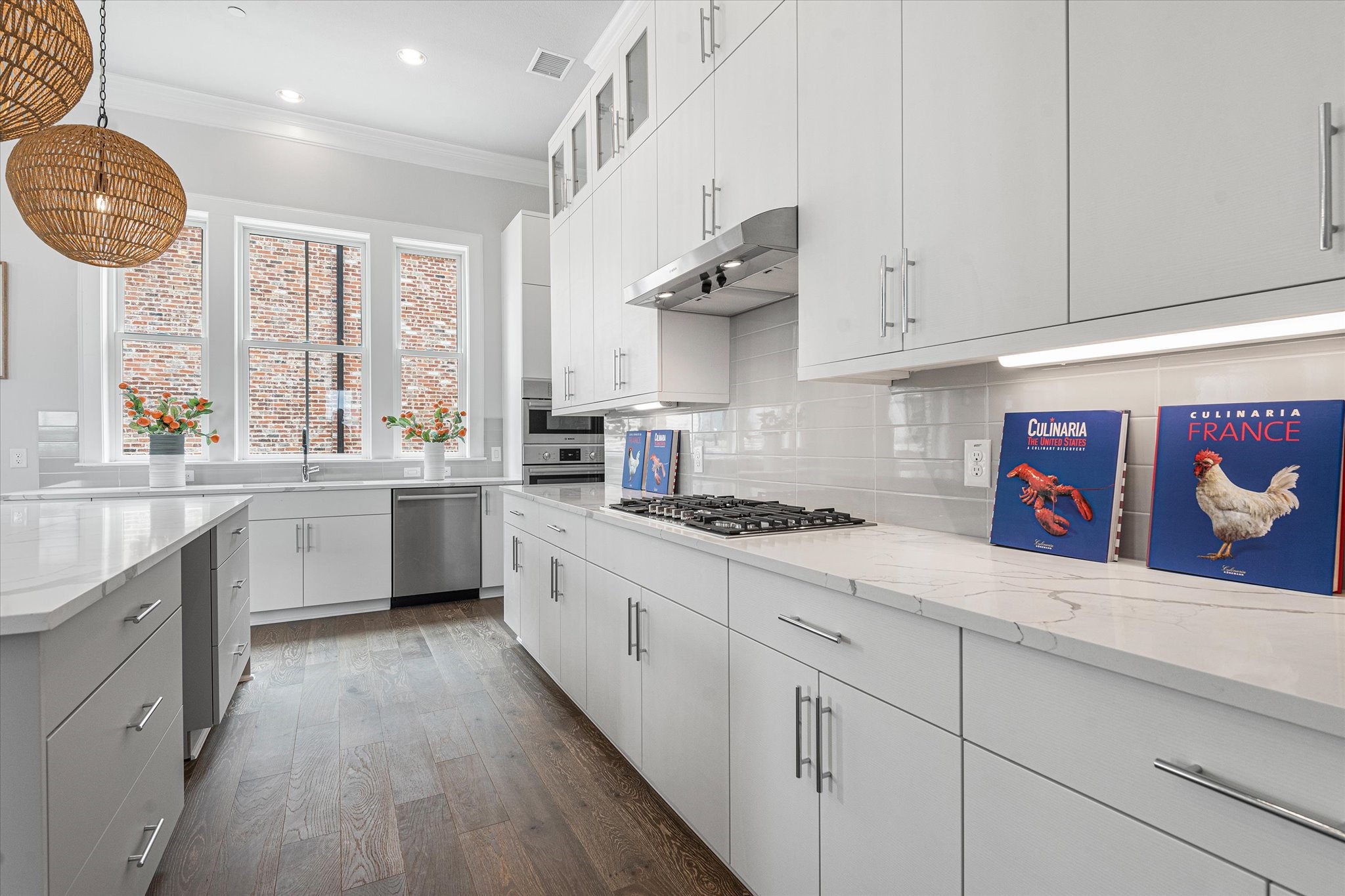 4126 beltline Road , Addison, TX, 75001 | 20683396 | Realty Texas LLC