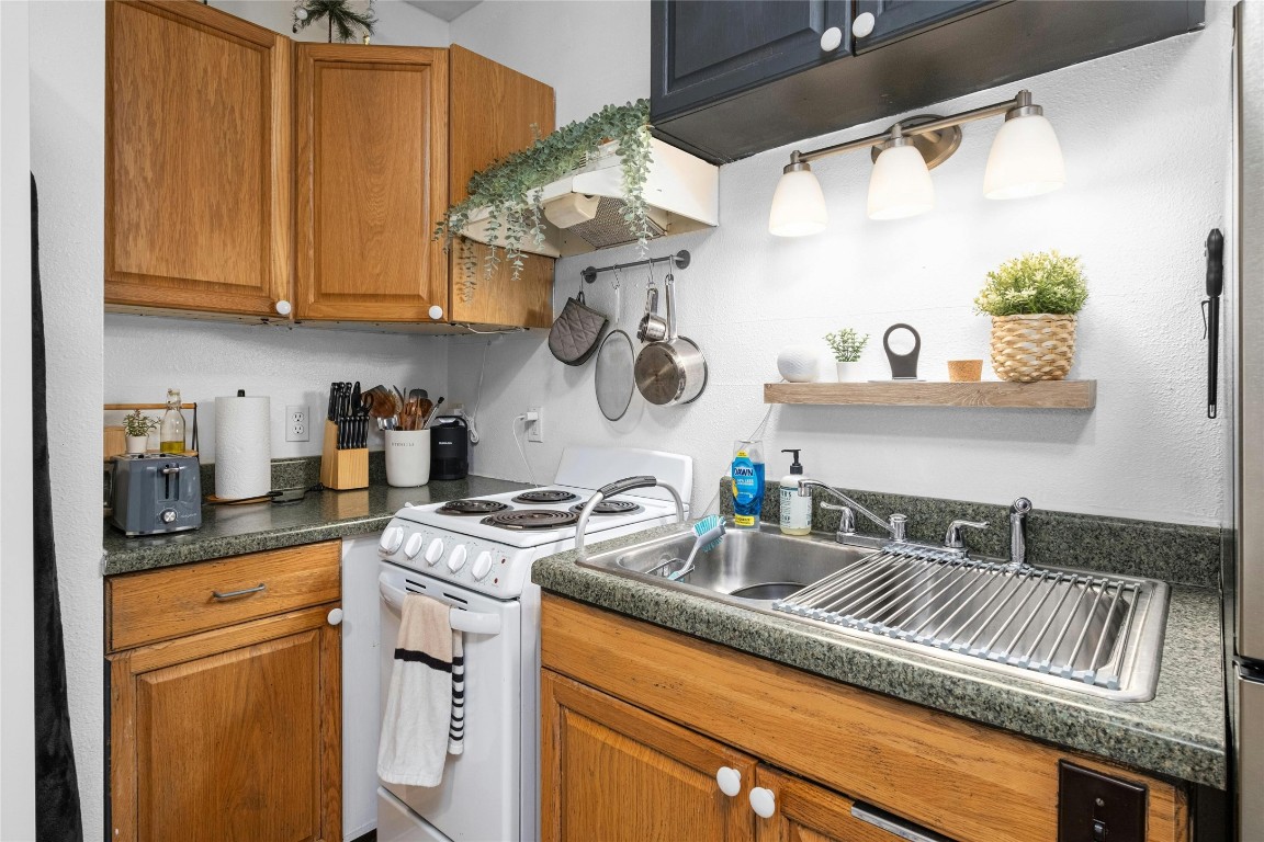 2802 Whitis Avenue , Austin, TX, 78705 | 5251498 | Realty Texas LLC