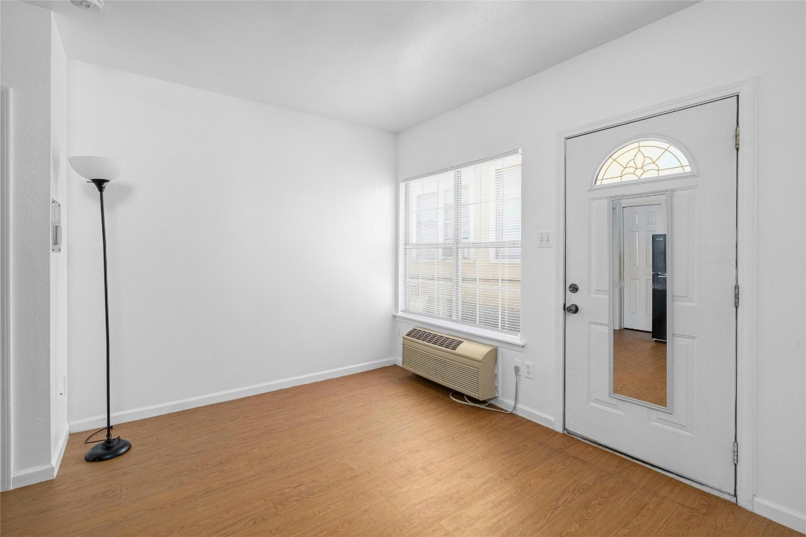 2802 Whitis Avenue , Austin, TX, 78705 | 5251498 | Realty Texas LLC