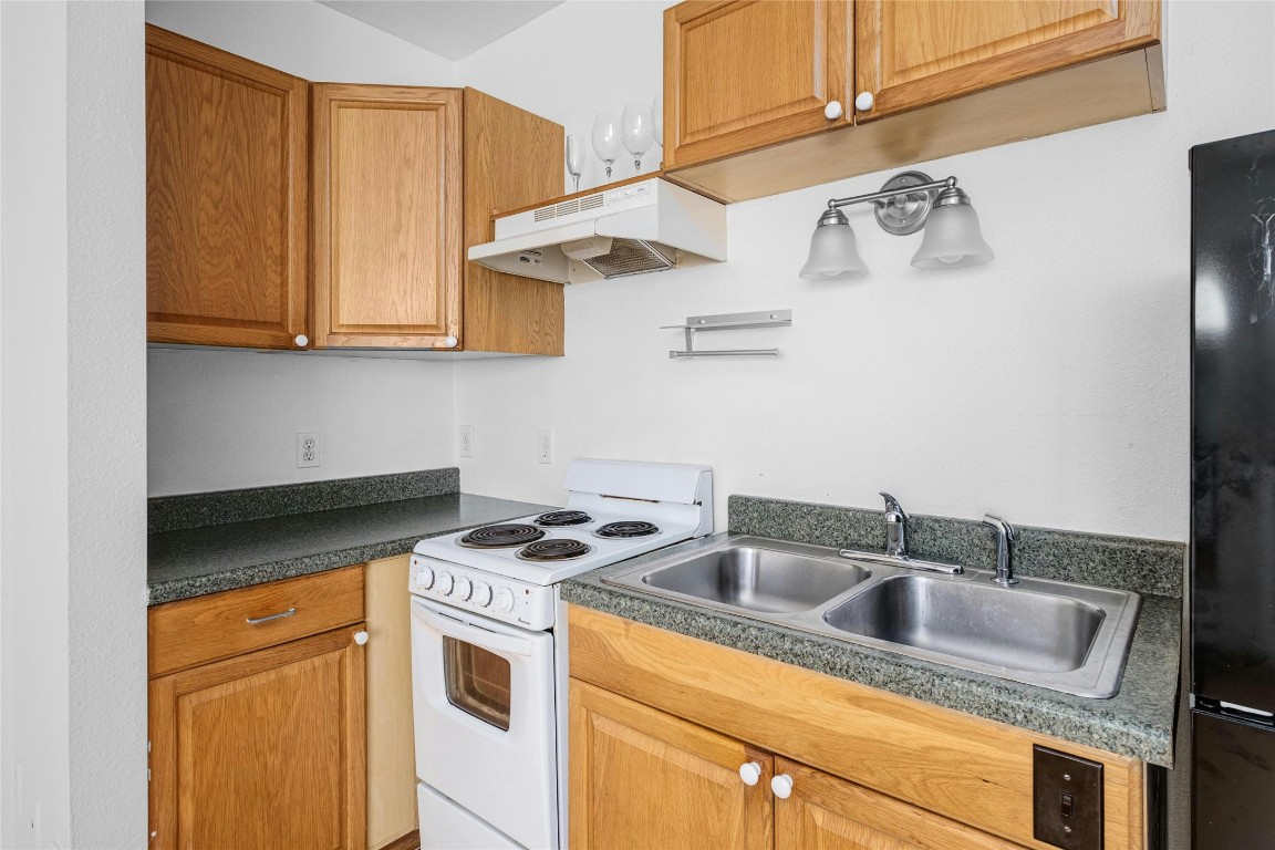 2802 Whitis Avenue , Austin, TX, 78705 | 5251498 | Realty Texas LLC