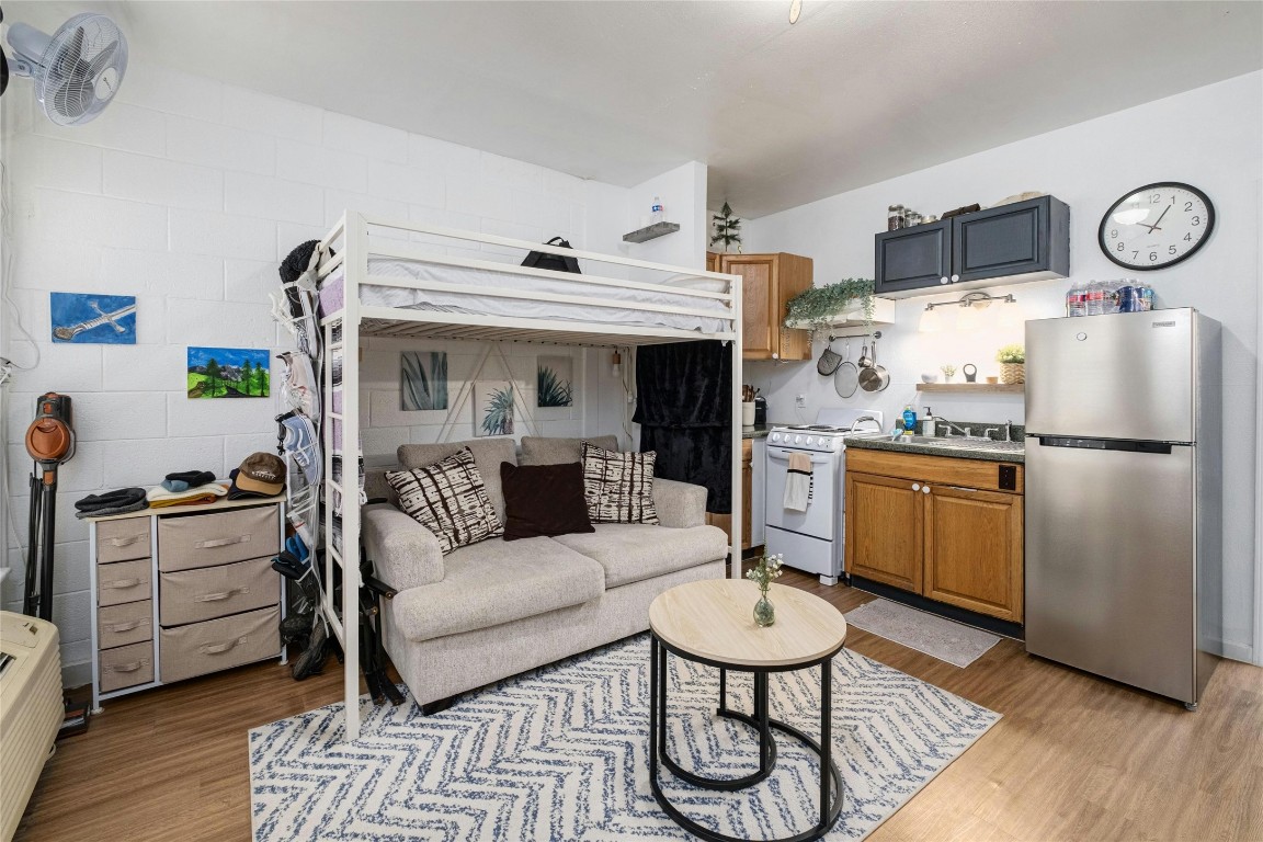 2802 Whitis Avenue , Austin, TX, 78705 | 5251498 | Realty Texas LLC