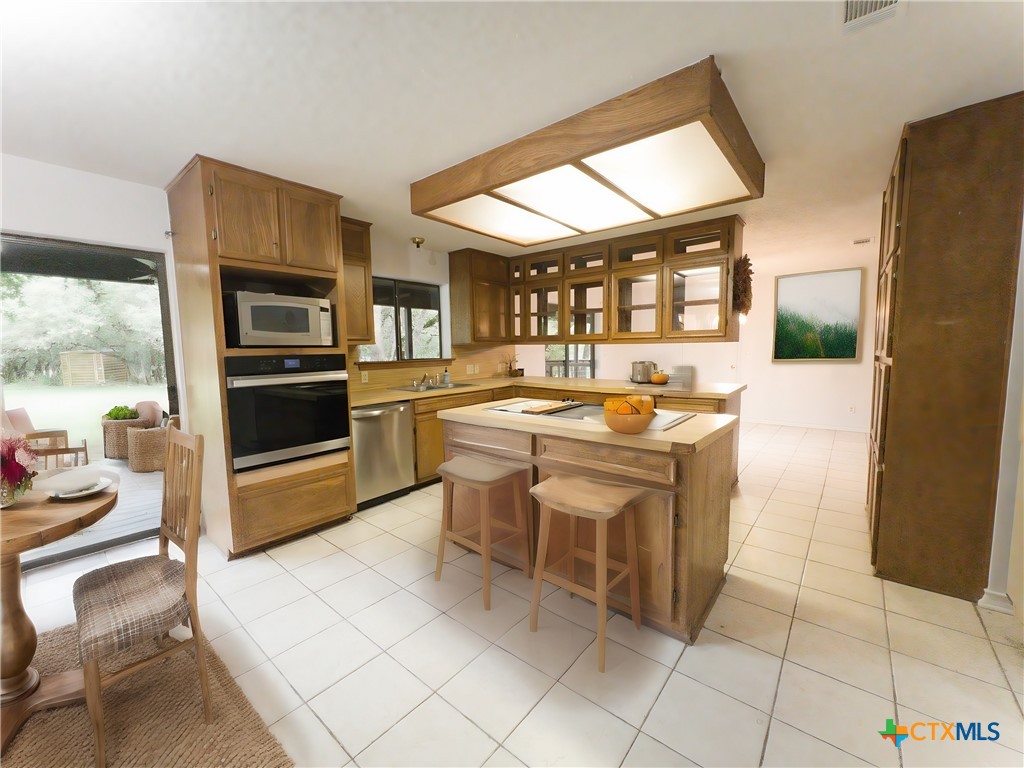 2631 Rolling Oaks , San Marcos, TX, 78666 | 552059 | Realty Texas LLC