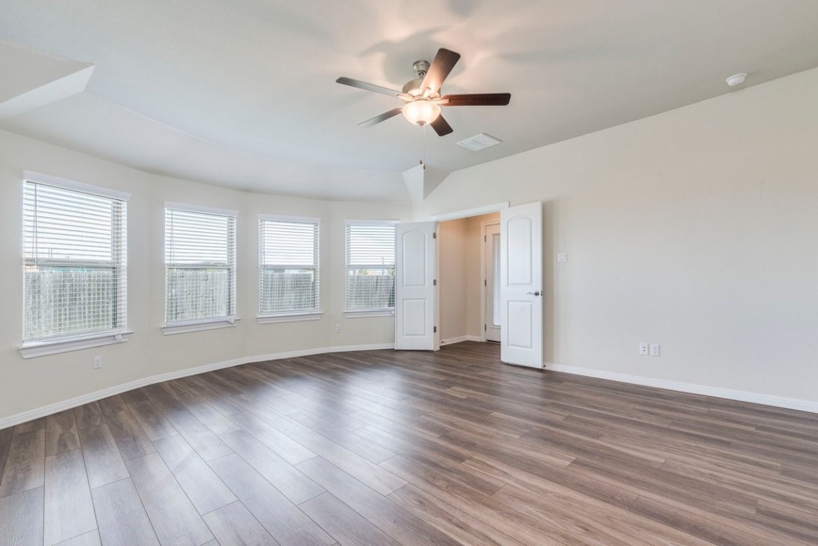 18202 Agrarian Trail , Pflugerville, TX, 78660 | 2583911 | Realty Texas LLC