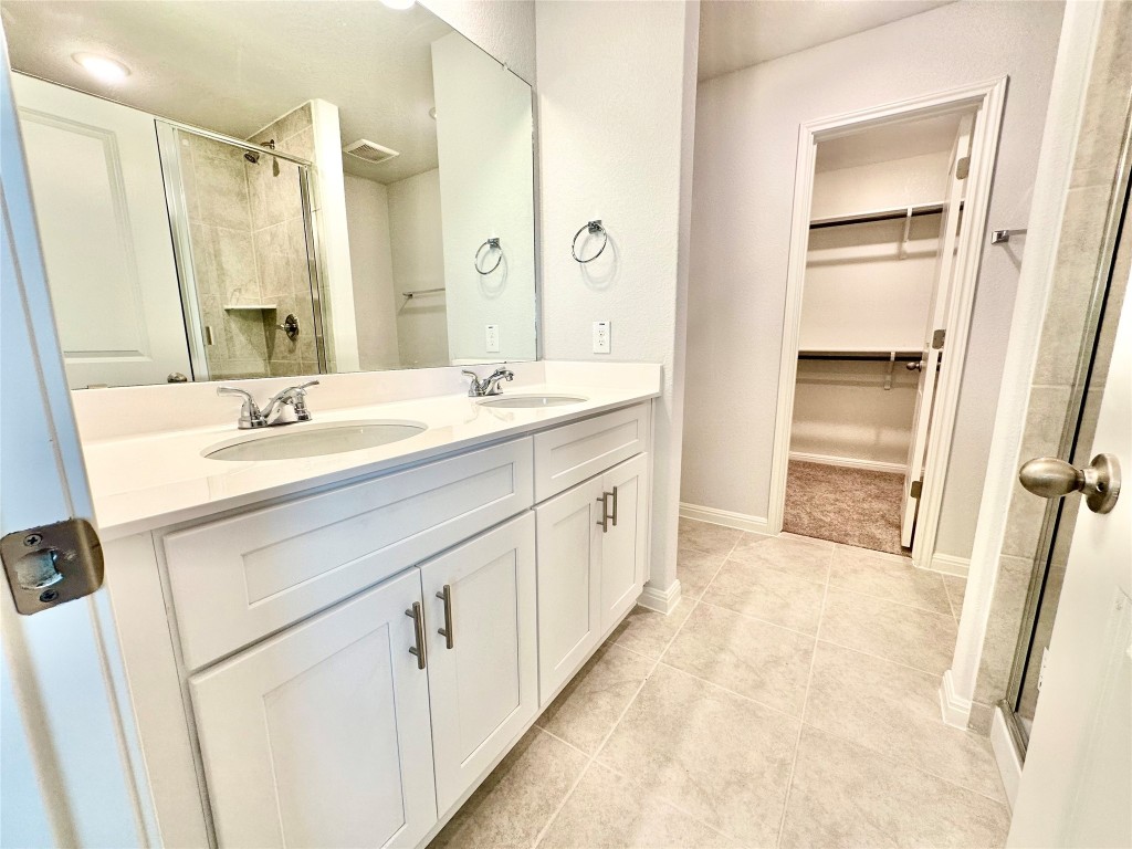 200 Jackman Drive , Buda, TX, 78610 | 8121037 | Realty Texas LLC