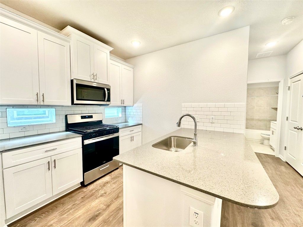 200 Jackman Drive , Buda, TX, 78610 | 8121037 | Realty Texas LLC
