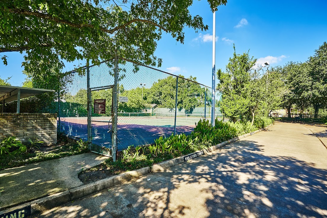 10047 Westpark Drive 57 , Houston, TX, 77042 | 76644388 | Realty Texas LLC