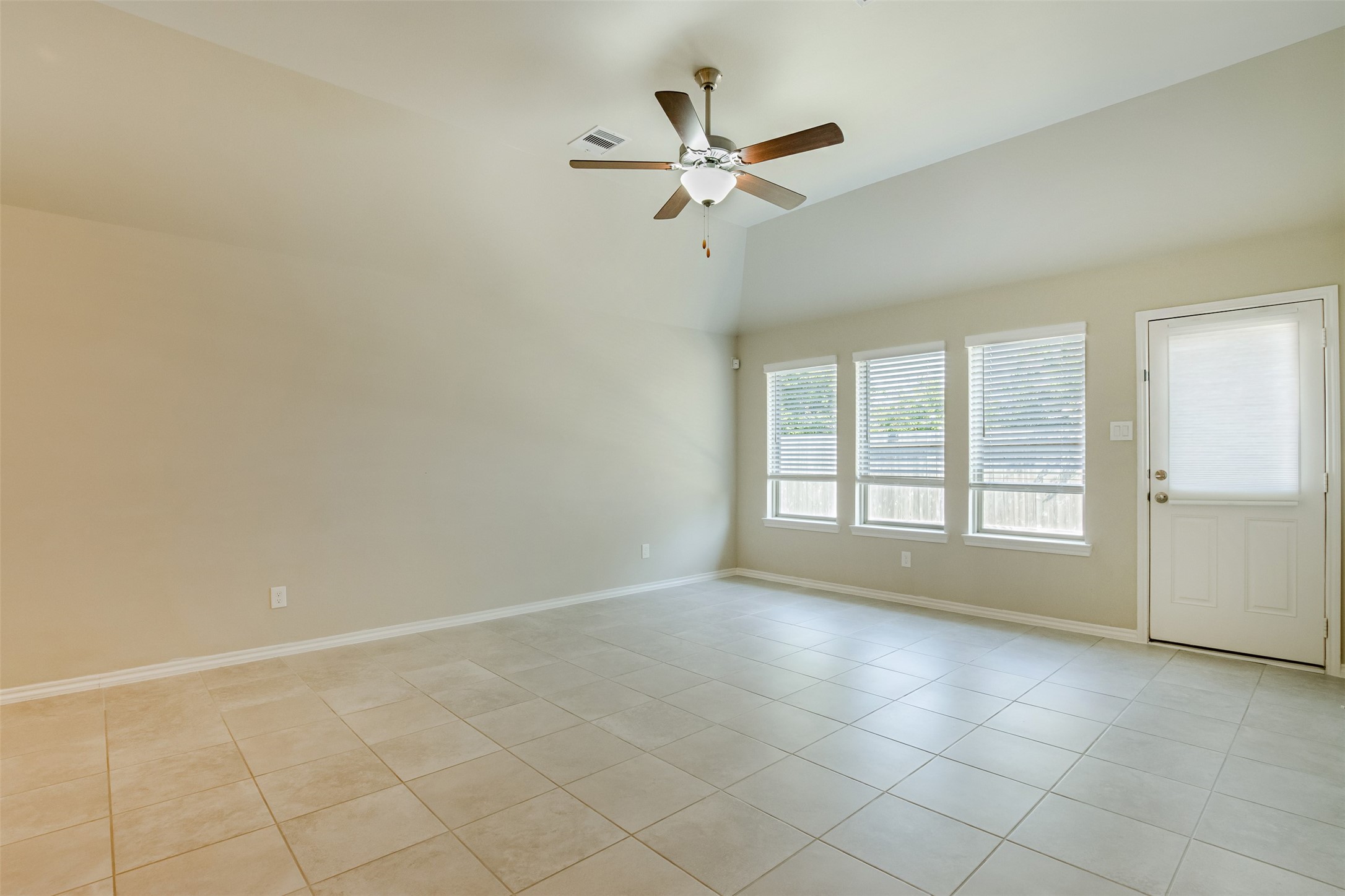 5078 Klein Orchard Drive , Houston, TX, 77066 | 43460606 | Realty Texas LLC