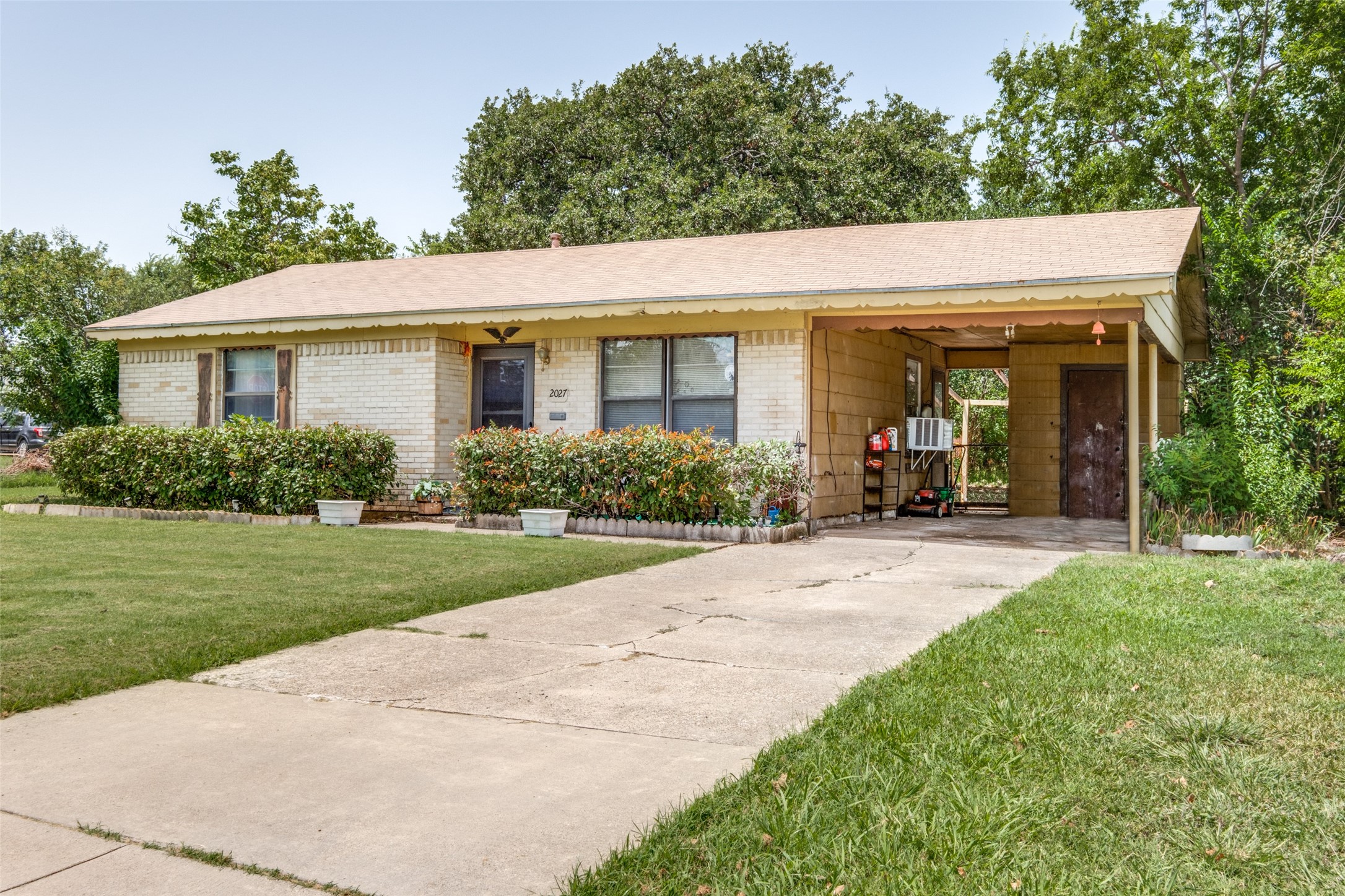 2027 Mount Pleasant Drive , Mesquite, TX, 75149 | 20692287 | Realty Texas LLC
