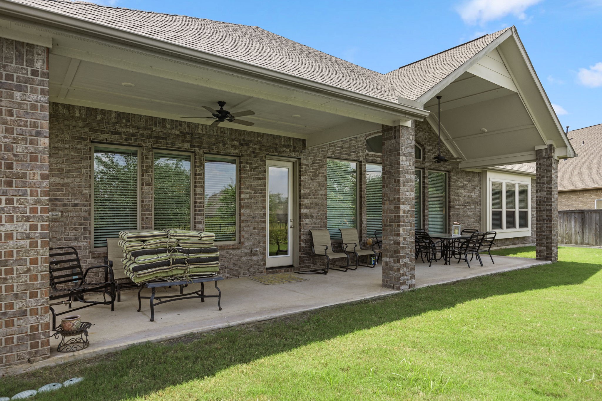 1819 Saxon Bend Trail , Richmond, TX, 77469 | 73136328 | Realty Texas LLC