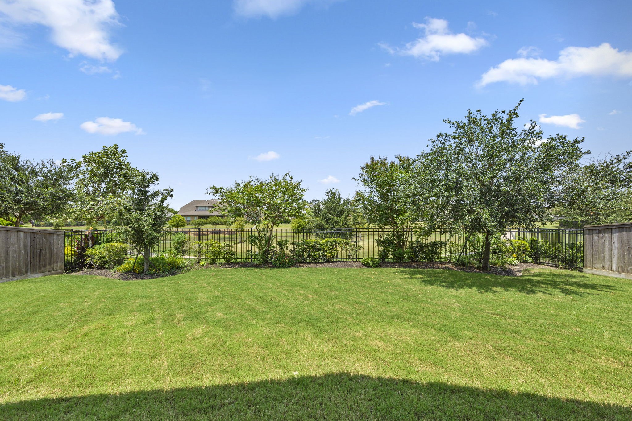1819 Saxon Bend Trail , Richmond, TX, 77469 | 73136328 | Realty Texas LLC