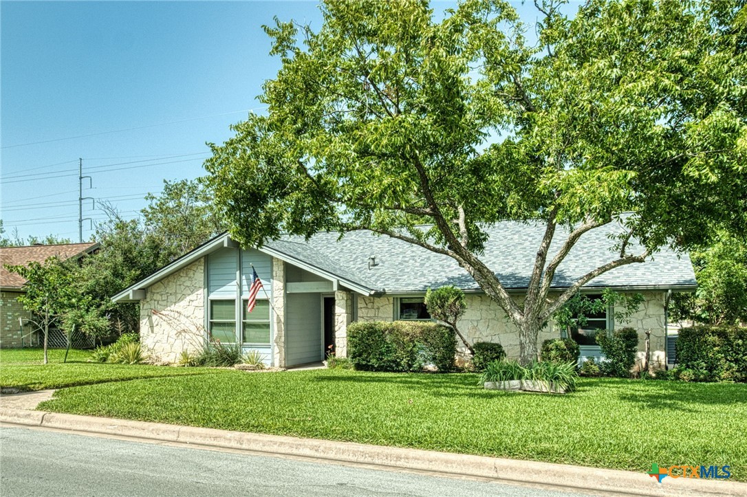 Sold: 1100 Deep Wood Drive Blog Image Banner