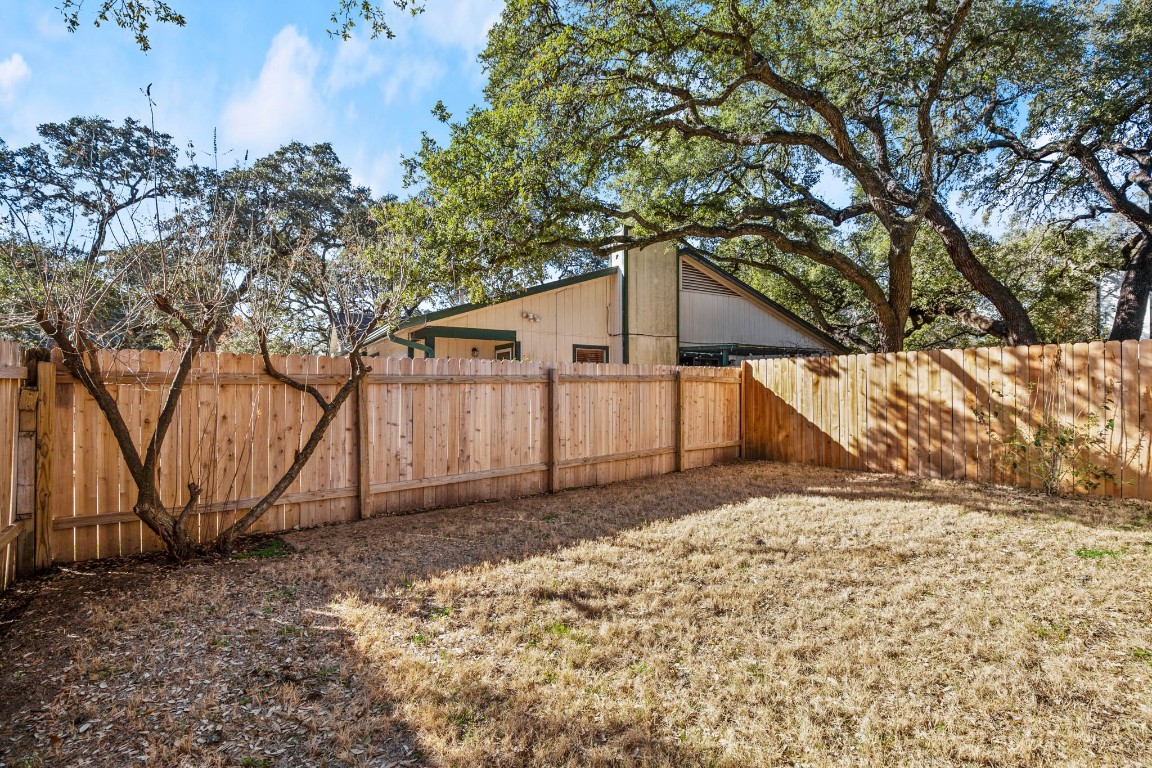 7001 Woodhue Drive A , Austin, TX, 78745 | 8966125 | Realty Texas LLC