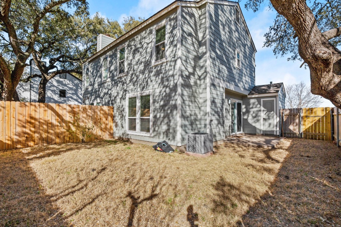 7001 Woodhue Drive A , Austin, TX, 78745 | 8966125 | Realty Texas LLC