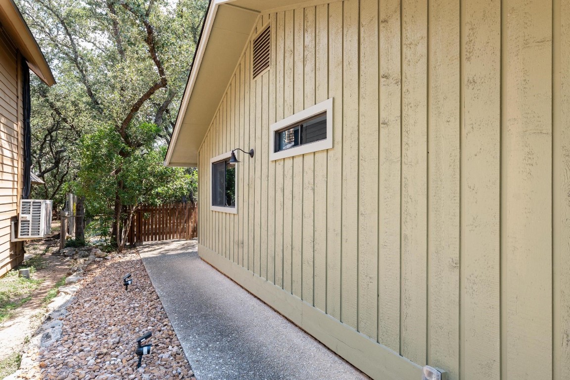71 Woodacre Drive , Wimberley, TX, 78676 | 7907159 | Realty Texas LLC