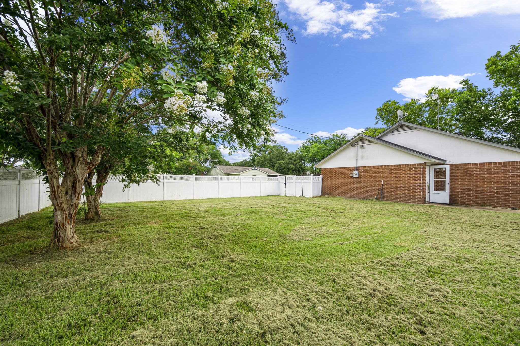802 John Albert Drive , East Bernard, TX, 77435 | 5824087 | Realty Texas LLC