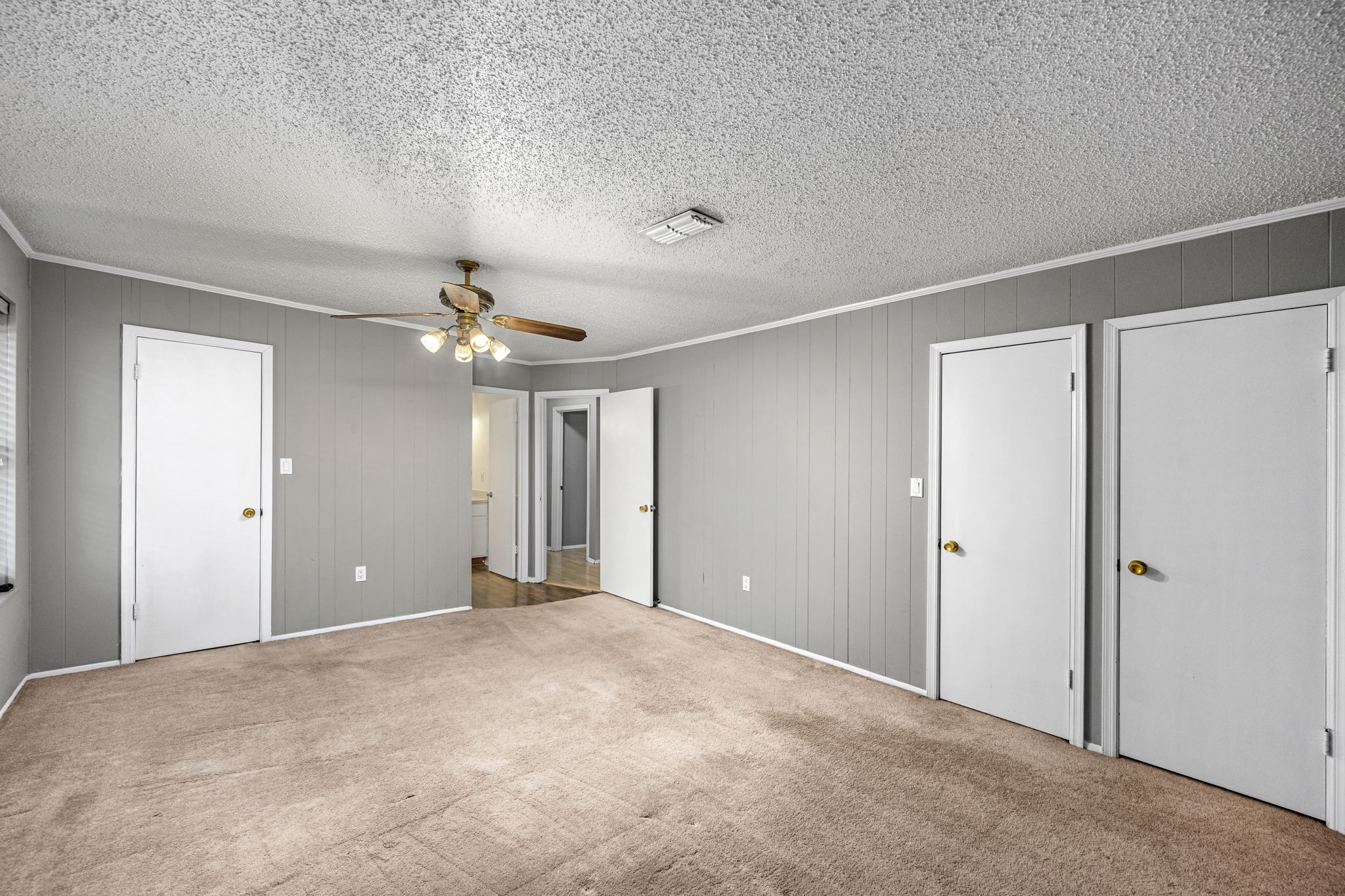 802 John Albert Drive , East Bernard, TX, 77435 | 5824087 | Realty Texas LLC