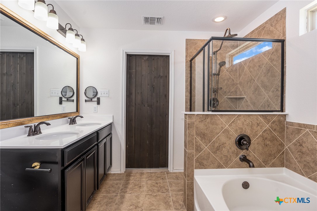 2601 Chandler Creek Boulevard 12 , Round Rock, TX, 78665 | 552977 | Realty Texas LLC