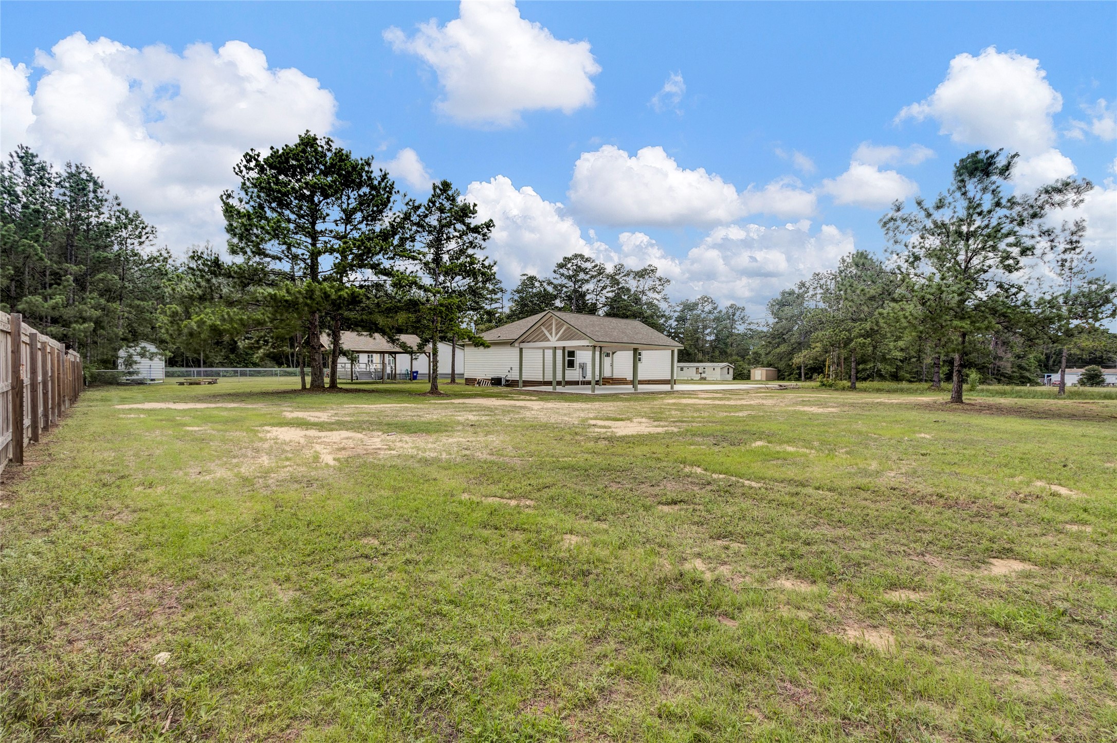 785 Forest Springs , Livingston, TX, 77351 | 38672733 | Realty Texas LLC