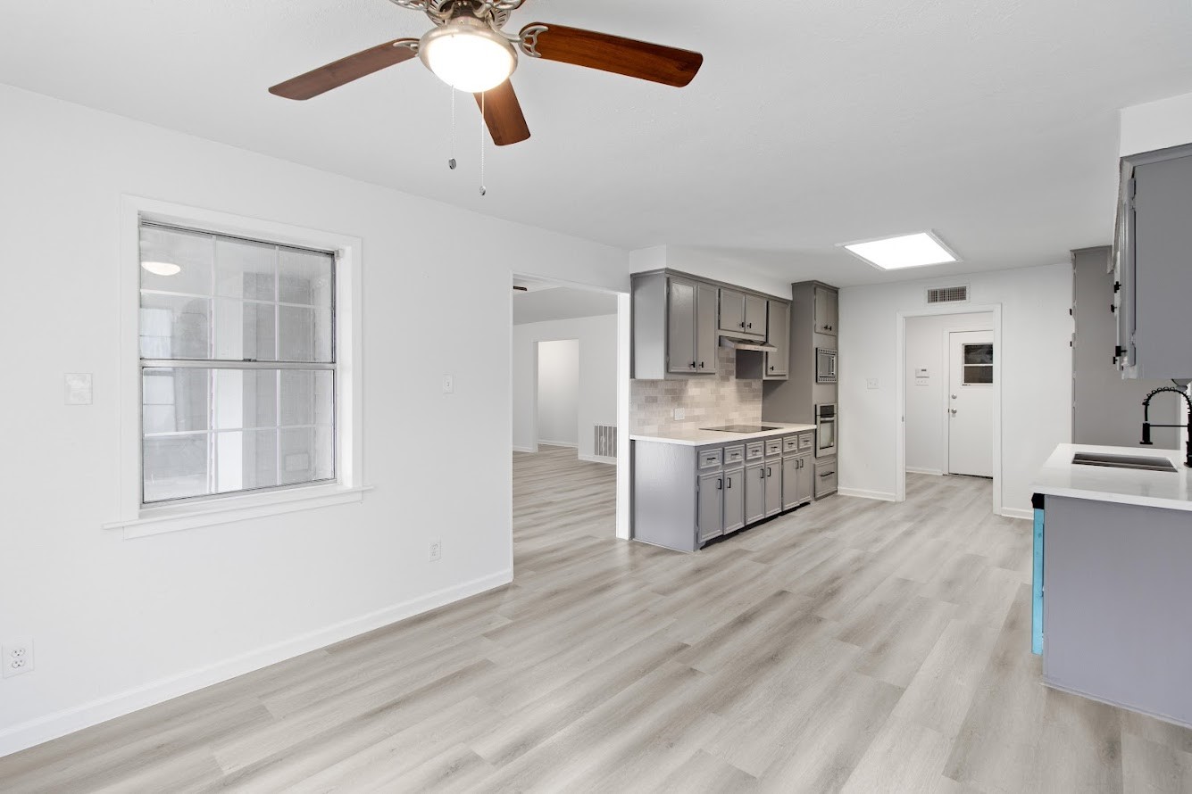 2657 Loganberry Circle , Seabrook, TX, 77586 | 40709278 | Realty Texas LLC