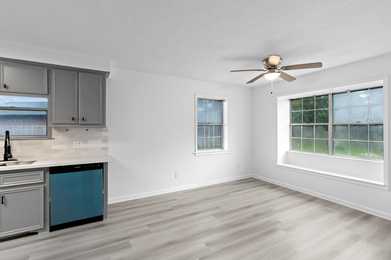 2657 Loganberry Circle , Seabrook, TX, 77586 | 40709278 | Realty Texas LLC