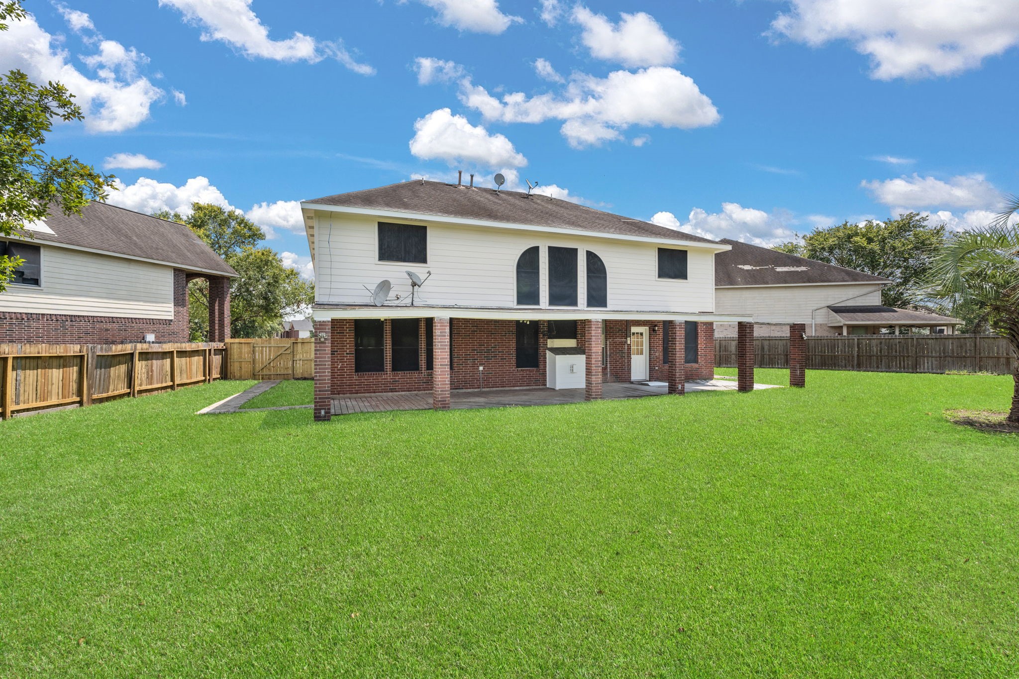 3714 W Pine Orchard Drive , Pearland, TX, 77581 | 33005257 | Realty Texas LLC