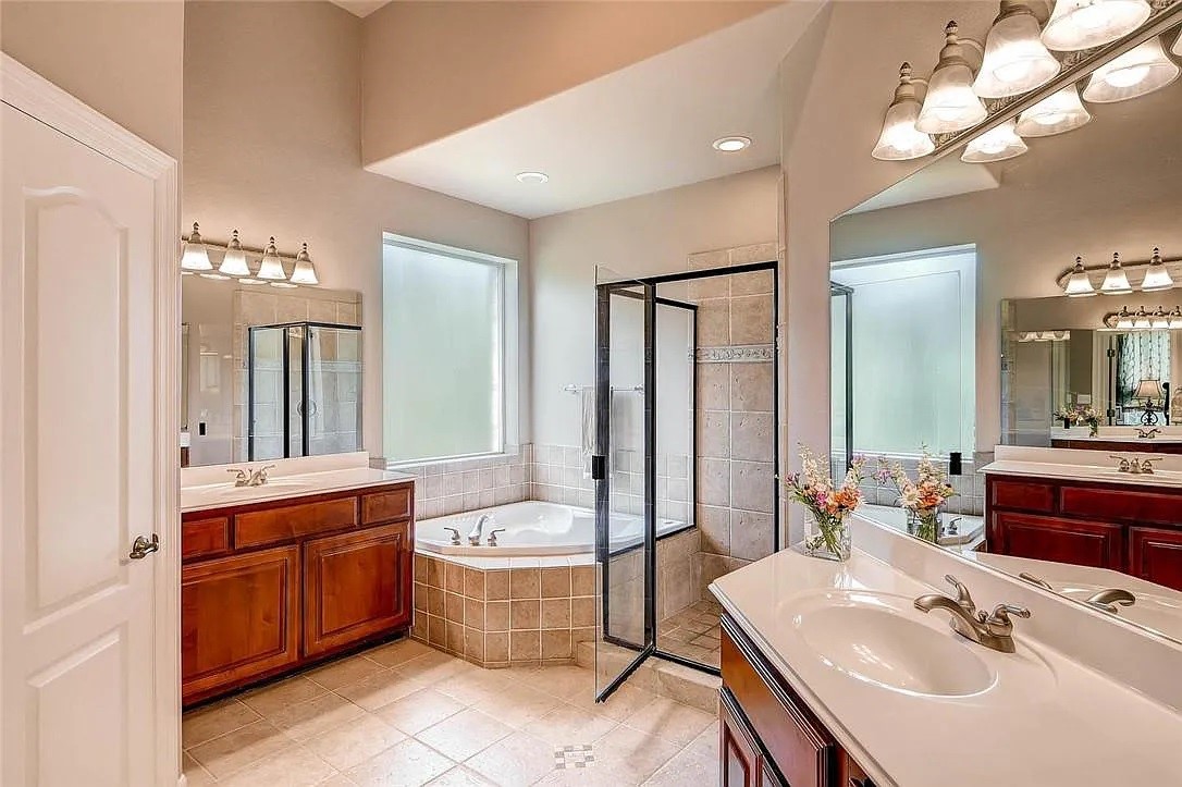 6816 Covered Bridge Drive , Austin, TX, 78736 | 8614066 | Realty Texas LLC