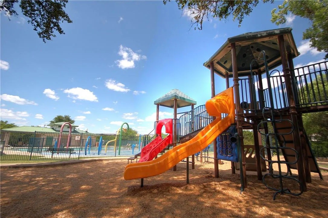 6816 Covered Bridge Drive , Austin, TX, 78736 | 8614066 | Realty Texas LLC