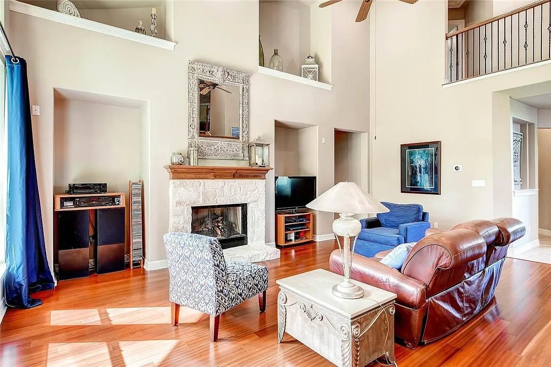 6816 Covered Bridge Drive , Austin, TX, 78736 | 8614066 | Realty Texas LLC