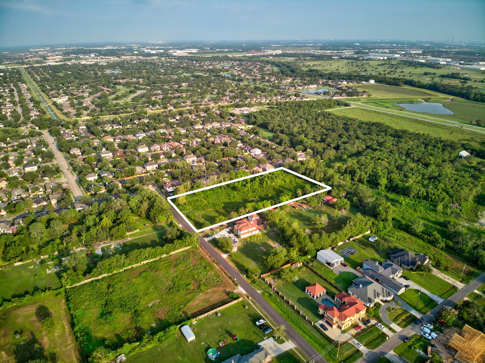 8933 Hawk Road , Pearland, TX, 77584 | 2361627 | Realty Texas LLC