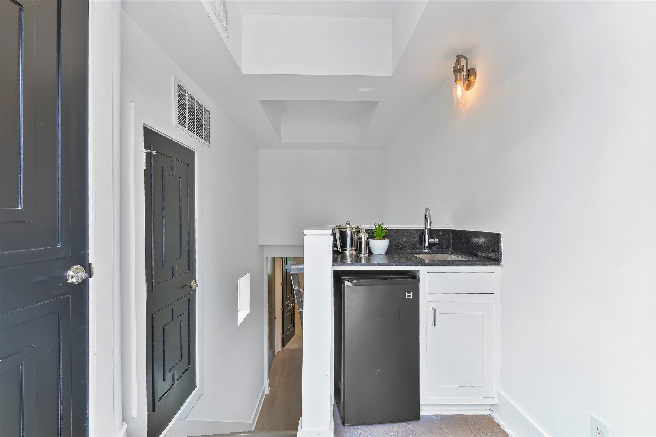 1408 Wrightwood Street , Houston, TX, 77009 | 19120787 | Realty Texas LLC