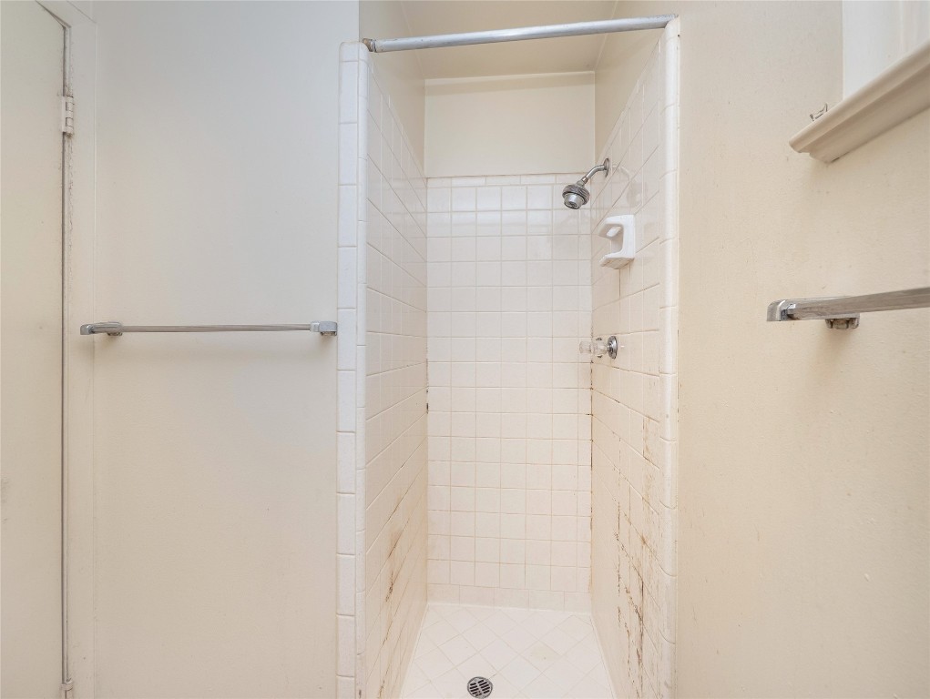 403 and 401 Ramble Lane , Austin, TX, 78745 | 8836011 | Realty Texas LLC