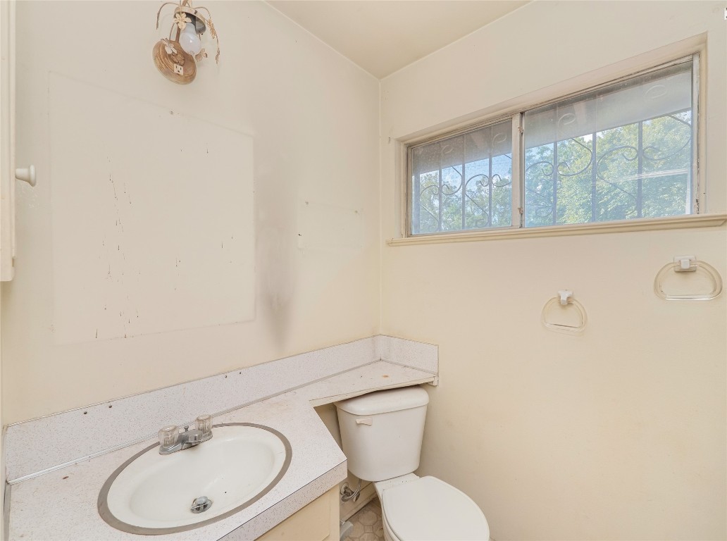 403 and 401 Ramble Lane , Austin, TX, 78745 | 8836011 | Realty Texas LLC
