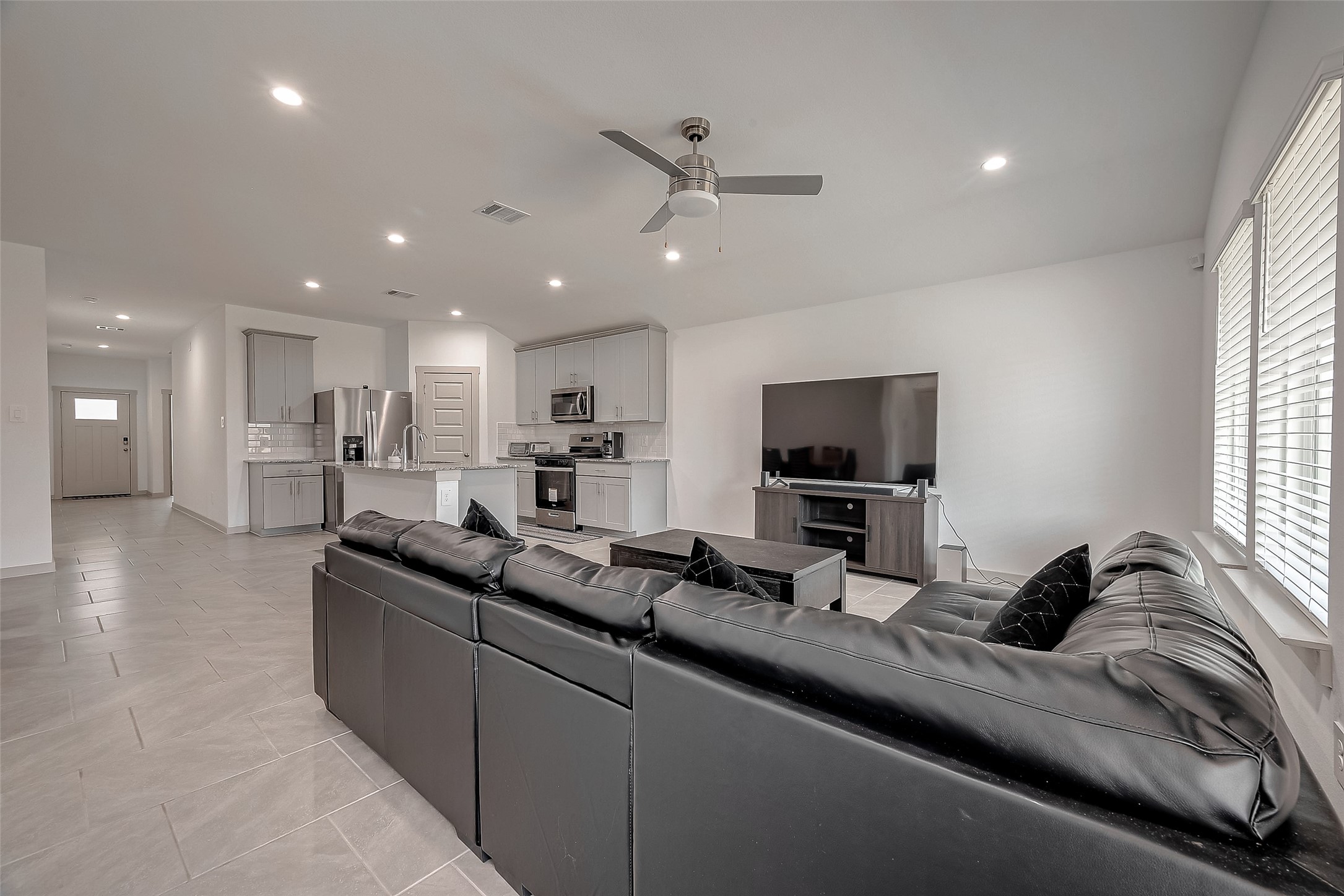 4963 Pine Haven Lane , Fresno, TX, 77545 | 74423020 | Realty Texas LLC