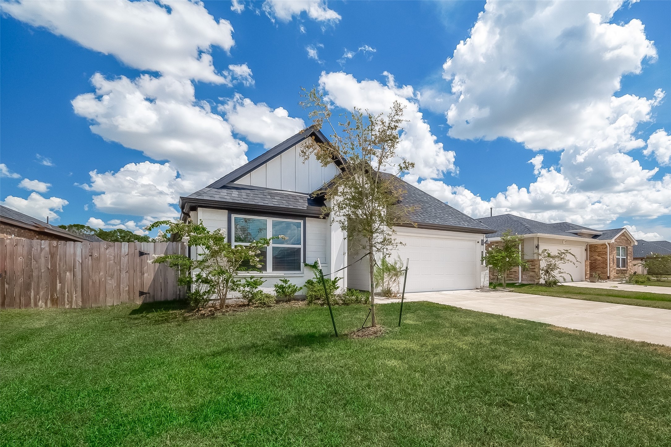 4963 Pine Haven Lane , Fresno, TX, 77545 | 74423020 | Realty Texas LLC