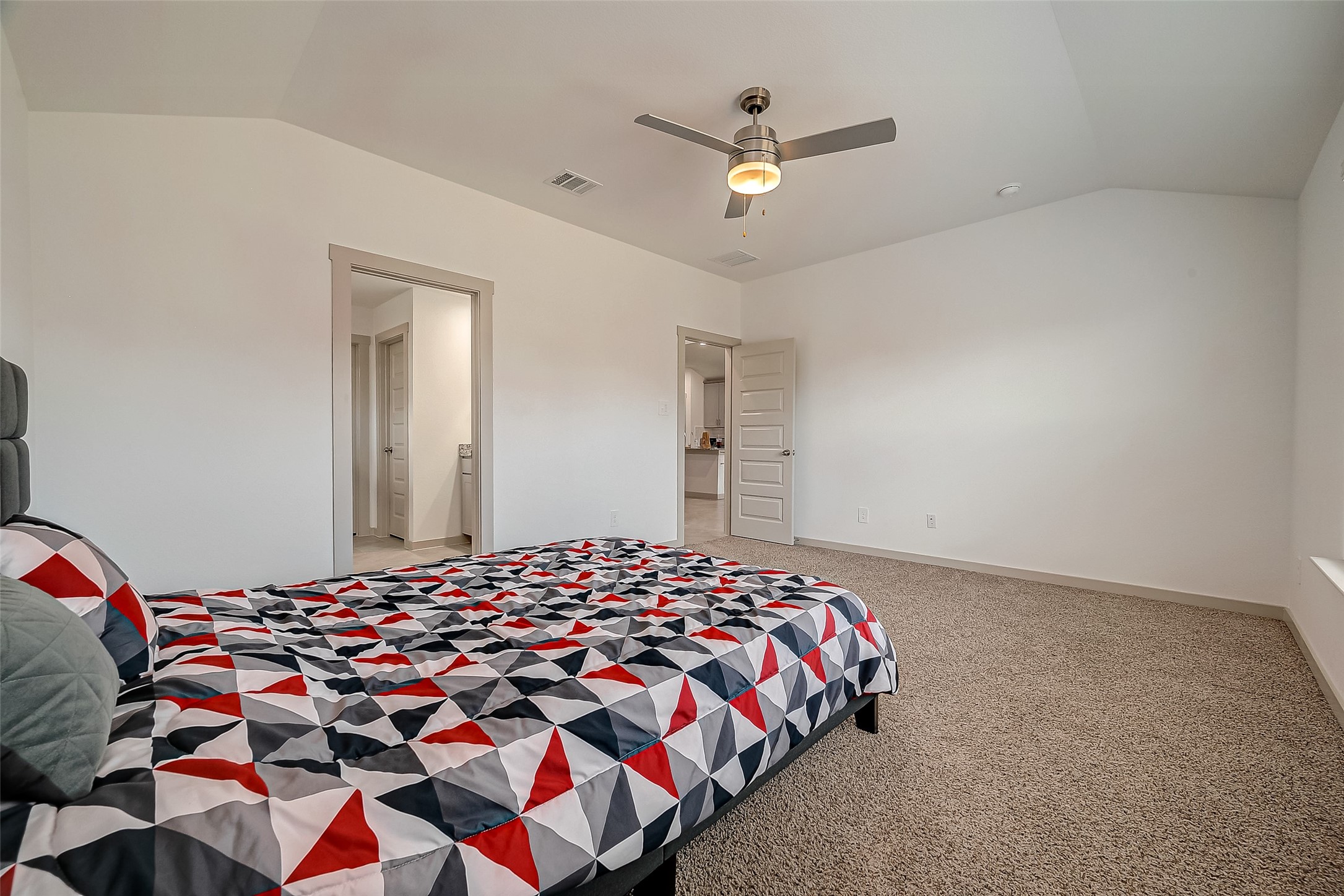 4963 Pine Haven Lane , Fresno, TX, 77545 | 74423020 | Realty Texas LLC