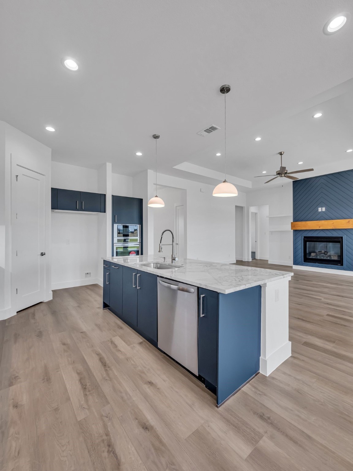 611 N Armstrong Road , Venus, TX, 76084 | 20704299 | Realty Texas LLC
