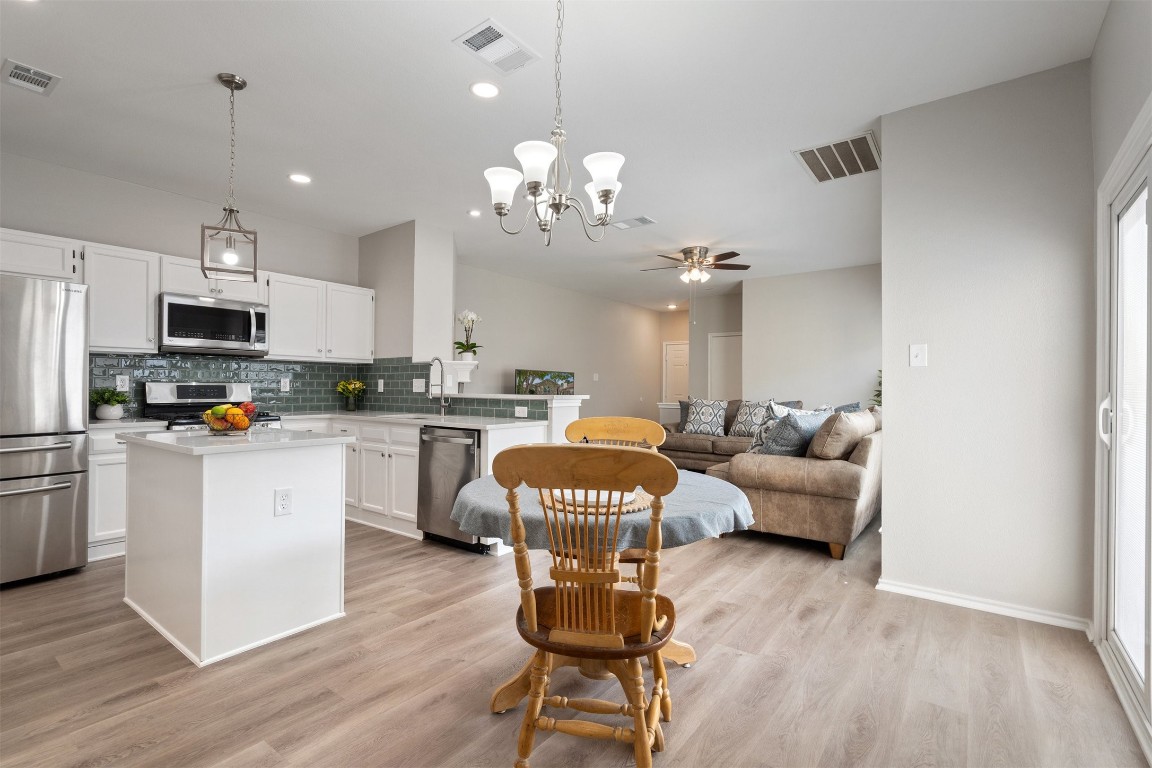 814 Thackeray Lane , Pflugerville, TX, 78660 | 2136637 | Realty Texas LLC