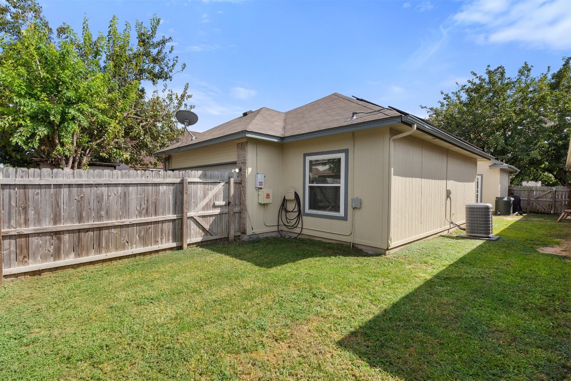 814 Thackeray Lane , Pflugerville, TX, 78660 | 2136637 | Realty Texas LLC
