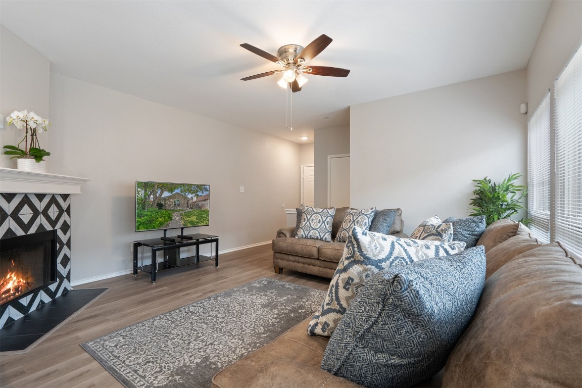 814 Thackeray Lane , Pflugerville, TX, 78660 | 2136637 | Realty Texas LLC