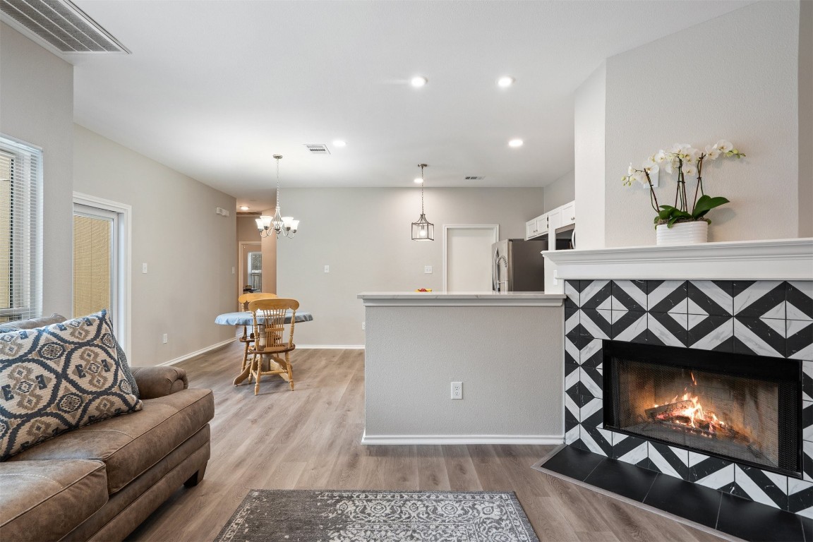 814 Thackeray Lane , Pflugerville, TX, 78660 | 2136637 | Realty Texas LLC
