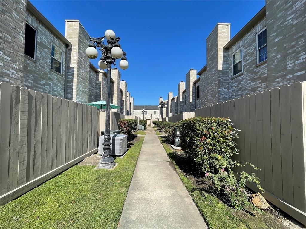 2992 Holly Hall Street , Houston, TX, 77054 | 86318523 | Realty Texas LLC