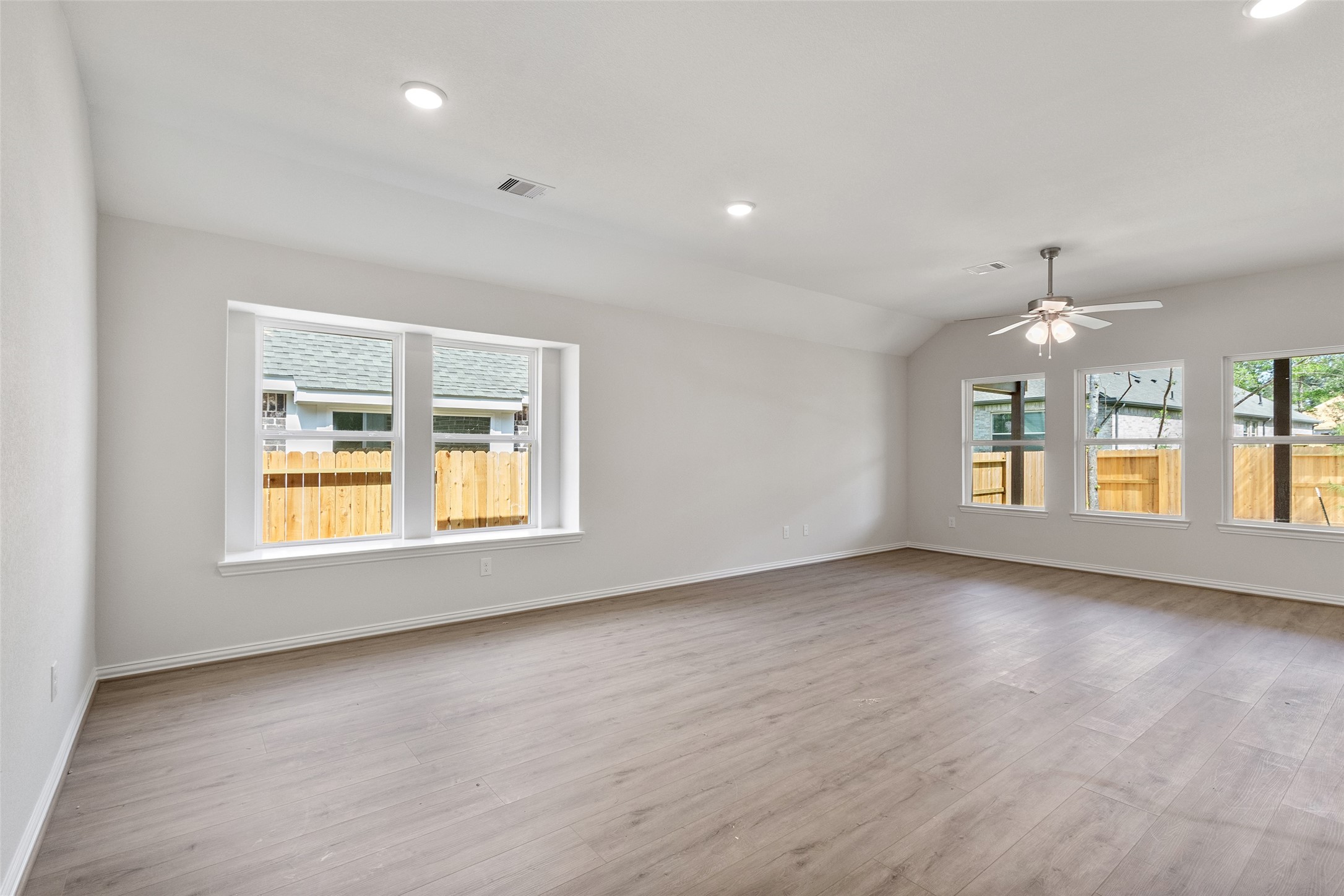 246 Brecon Buff Drive , Willis, TX, 77318 | 84483764 | Realty Texas LLC