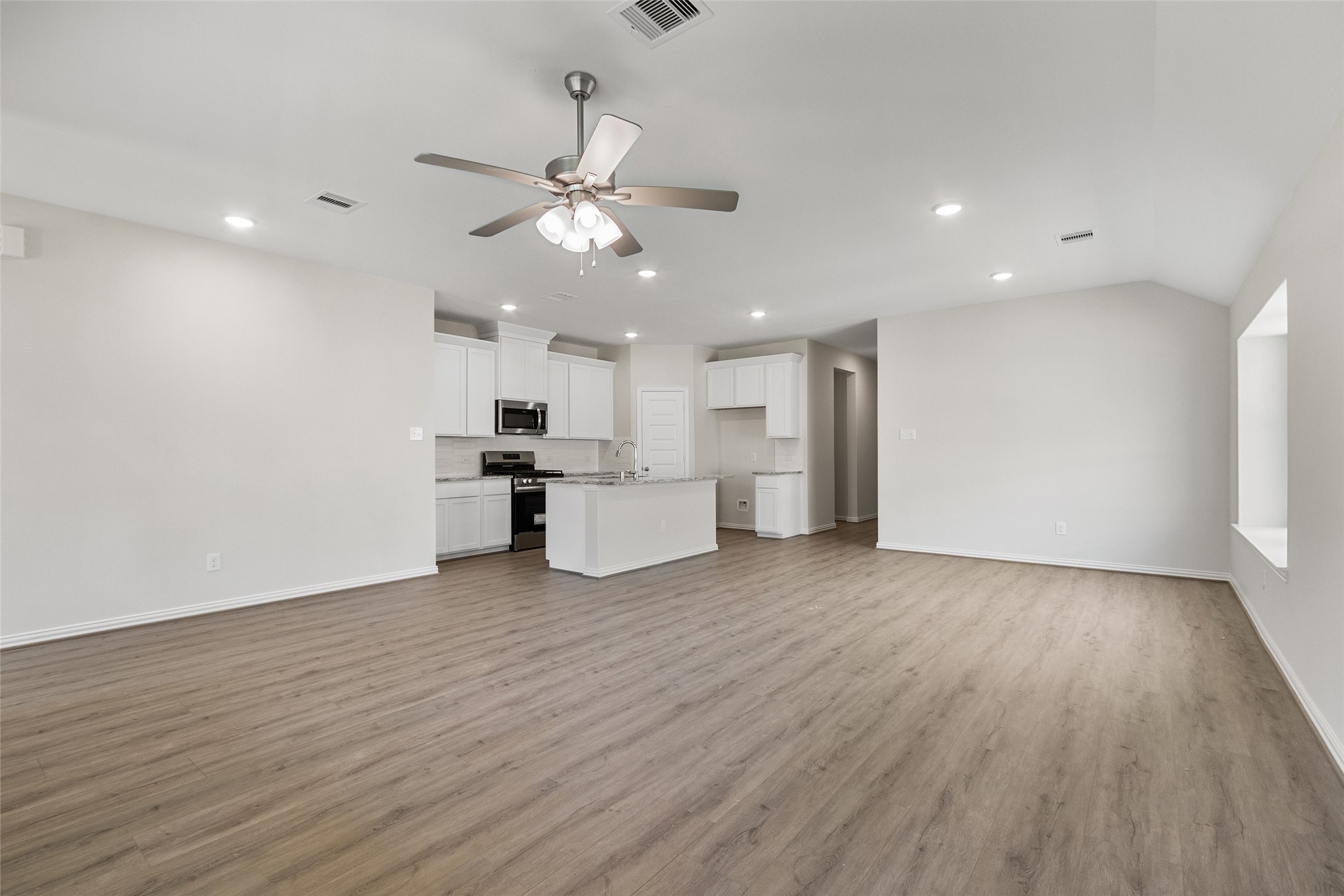 246 Brecon Buff Drive , Willis, TX, 77318 | 84483764 | Realty Texas LLC