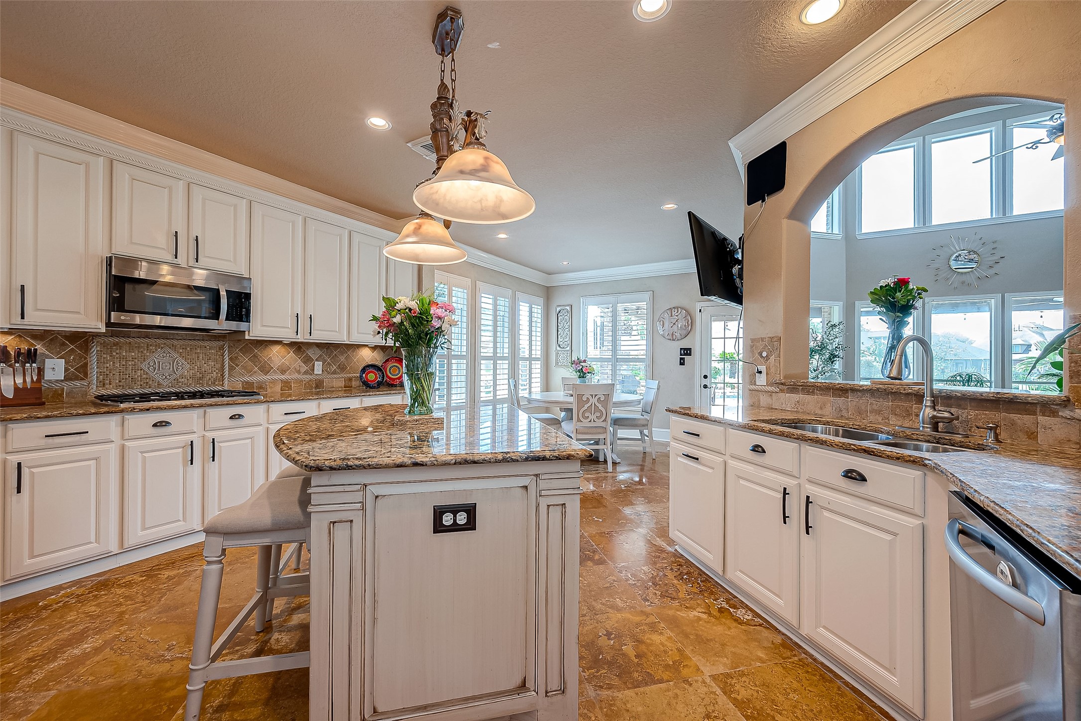 2006 Sandy Lake Drive , Friendswood, TX, 77546 | 72403583 | Realty Texas LLC