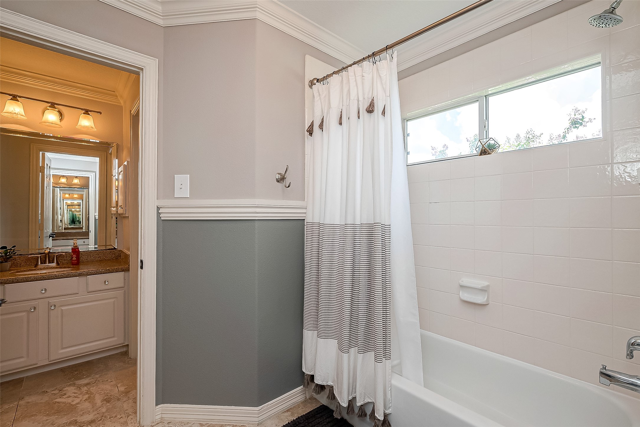 2006 Sandy Lake Drive , Friendswood, TX, 77546 | 72403583 | Realty Texas LLC