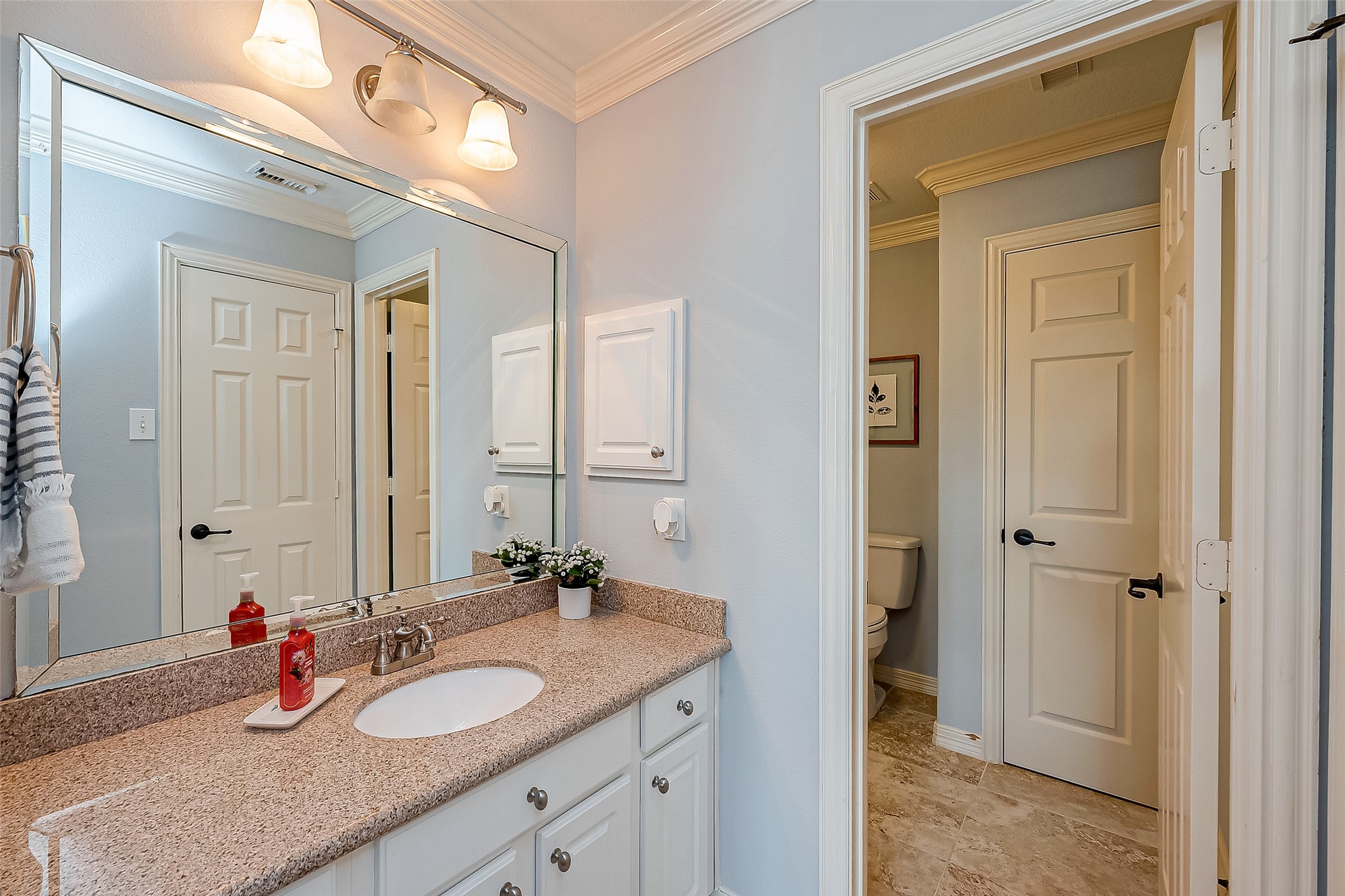 2006 Sandy Lake Drive , Friendswood, TX, 77546 | 72403583 | Realty Texas LLC